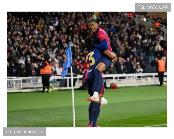 巴萨高位逼抢制造对手失误 快速转换进攻得分